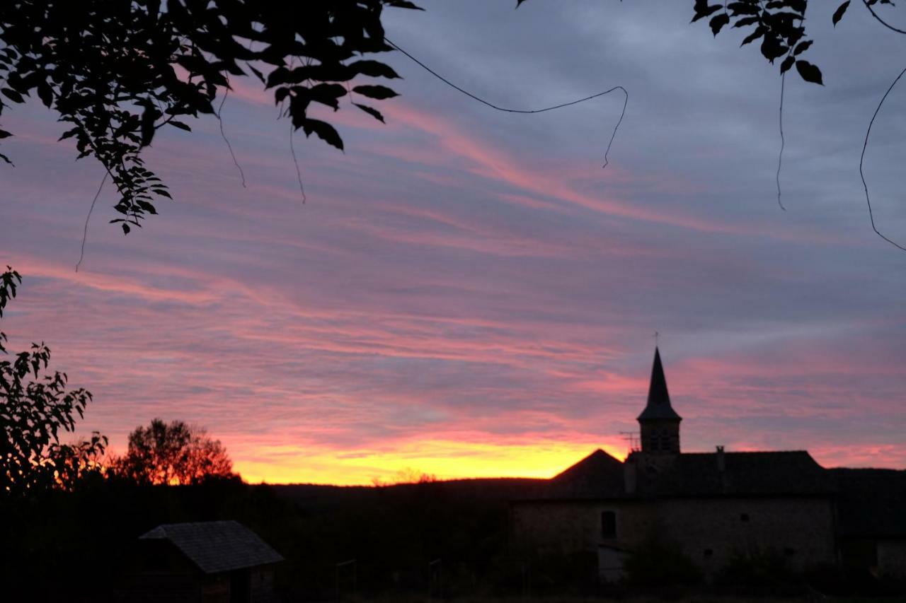 Parisot  Le Couvent De Neuviale B&B 외부 사진