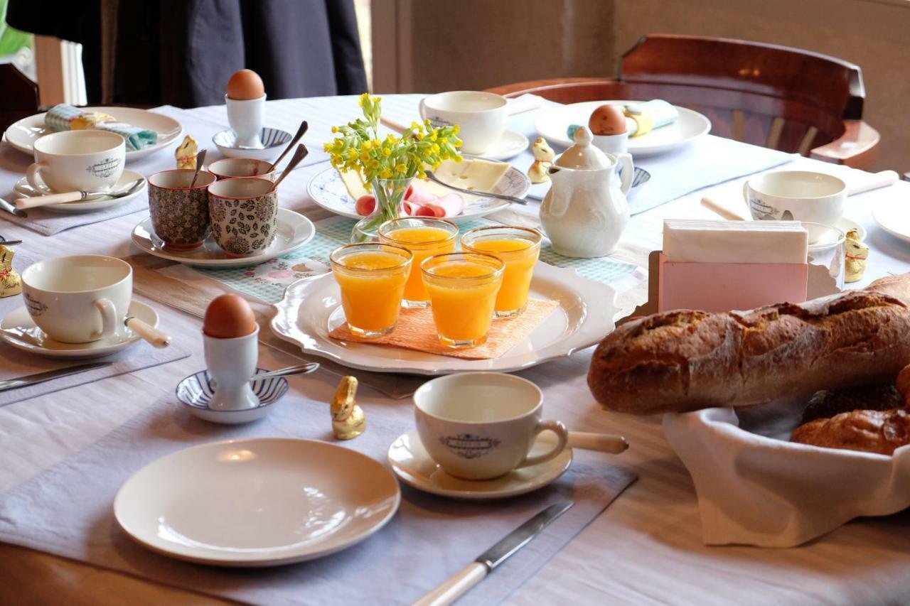 Parisot  Le Couvent De Neuviale B&B 외부 사진